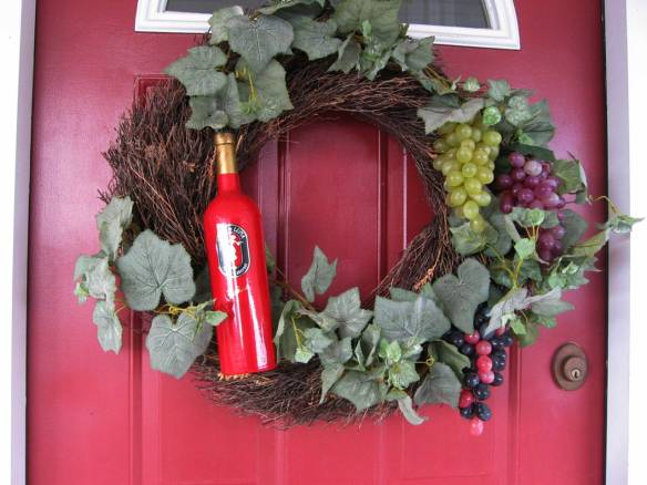wine-bottle-wreath